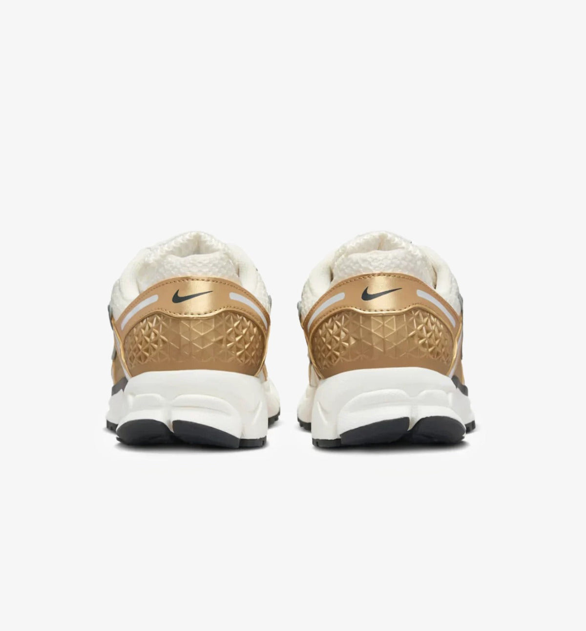 Zoom Vomero 5 Metallic Gold