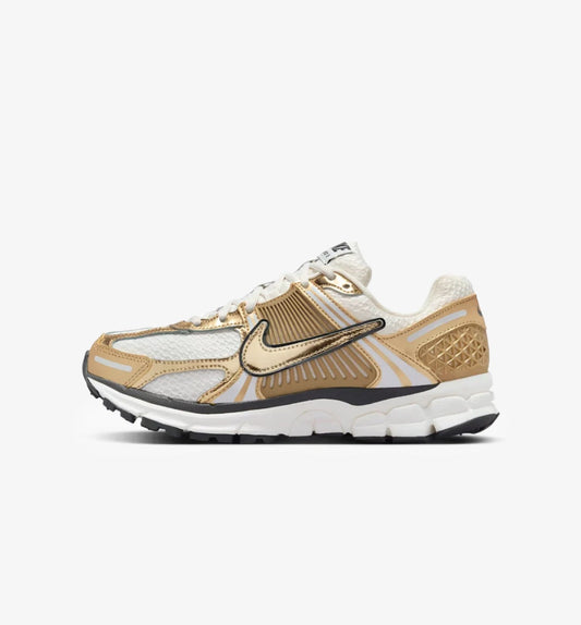 Zoom Vomero 5 Metallic Gold